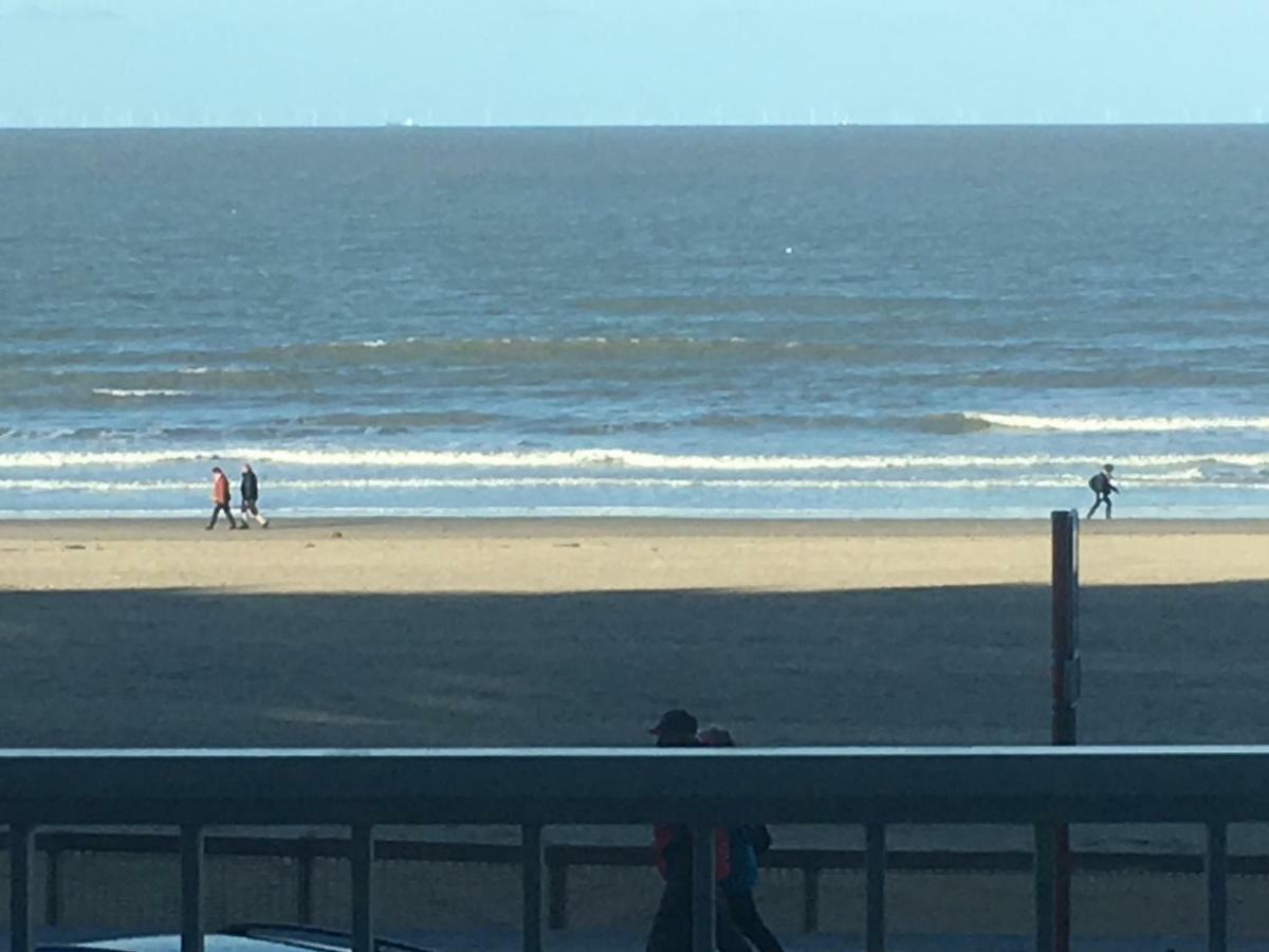 Serena Apartment Blankenberge Bagian luar foto